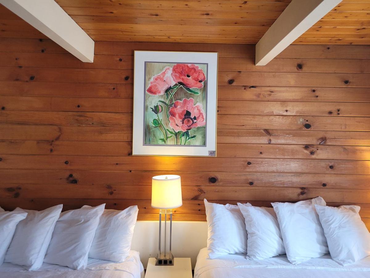 Pines Motel Сикамус Экстерьер фото